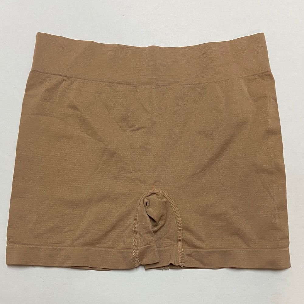 FITWELL Tan Seamless Chapewear Intimates Shorts Size ML